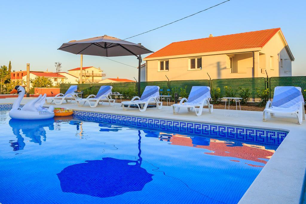 Villa Rusula Rudine  Экстерьер фото